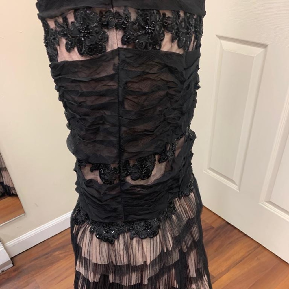 Black Mieka flower dress with shirt straps - Picture 4 of 5